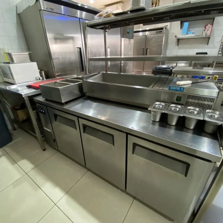 شراء معدات المطاعم المستعملة في الأحساء